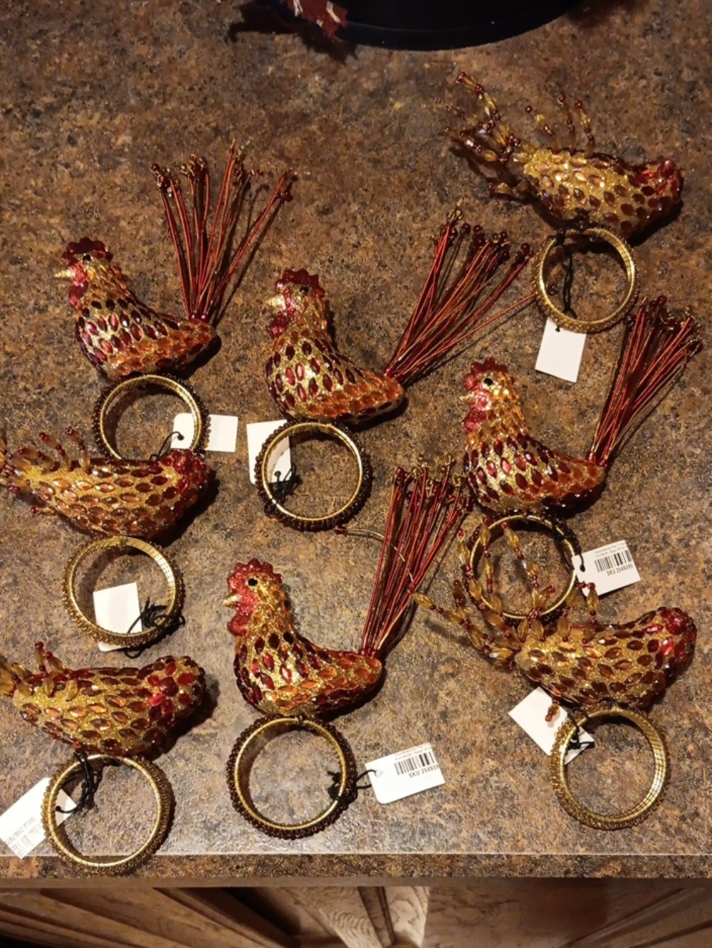 Pier 1 Eight (8) Piece Set Of Hen And Rooster Napkin Rings. 4 Hens 4 Roosters